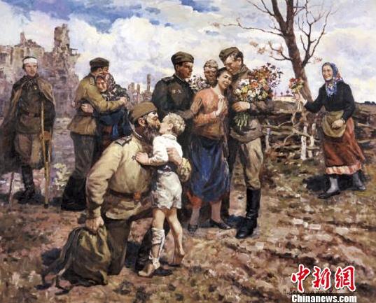 �������ٰ��ʮ�����ն�ս�����������Ʒչ