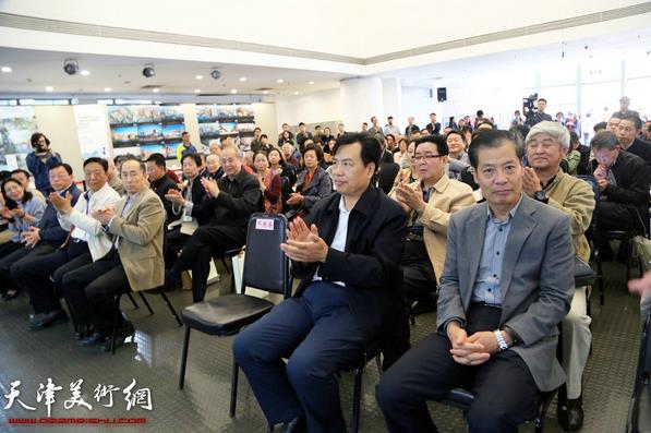 �����һ��ʦ����135�����黭չ�����Ļ