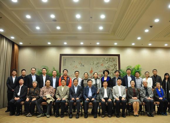 ��פ��ʹ�����������Ʒ����������ר�����ֻᡱ�ھ��ٿ�