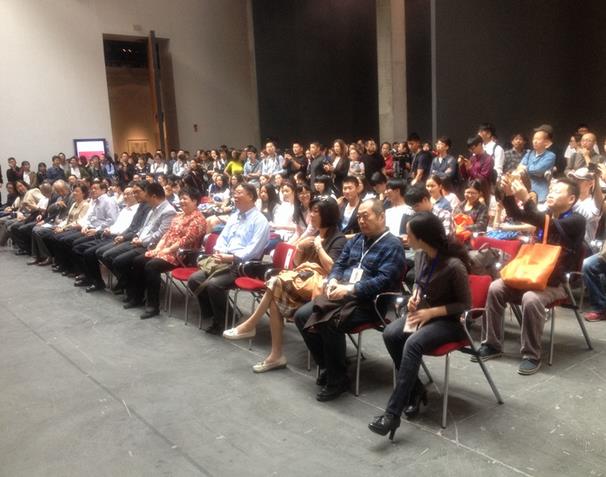 2015•�׽�ȫ�����������ۺϲ��ϻ滭˫��չ��Ļ