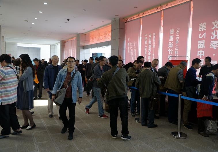 �����������������չ��������������Ļ