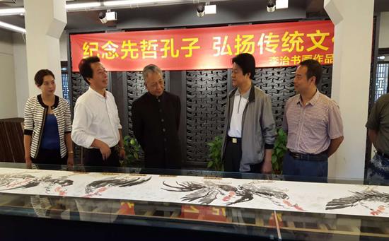 �㽭���ݾٰ조������ӵ������黭չ