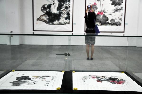 ��ʮ������黭��������³¡�ؿ�Ļ