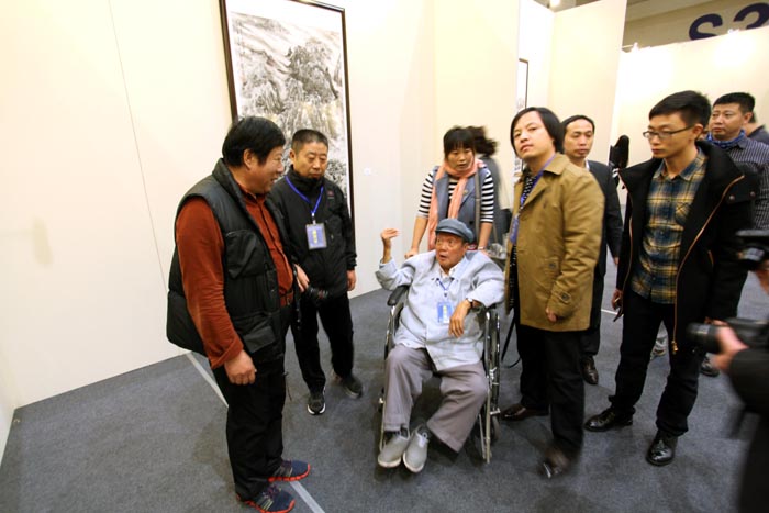“中国知名画派邀请展”学术研讨会在重庆举行