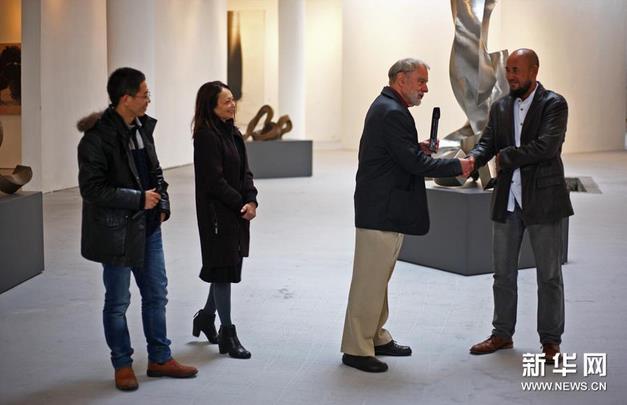 �ط��벼³˹����˹���Ի�չ�ھ���Ļ