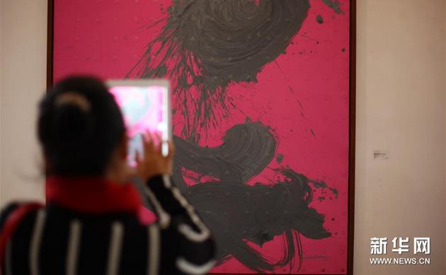 �ط��벼³˹����˹���Ի�չ�ھ���Ļ