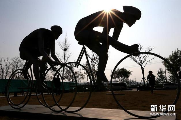 �ൺ���ʵ�����������ɽ����ī����