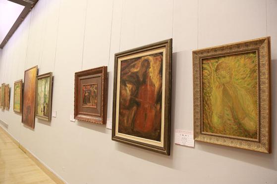 ���Ϻ졤�������ͻ�չ�����й�������