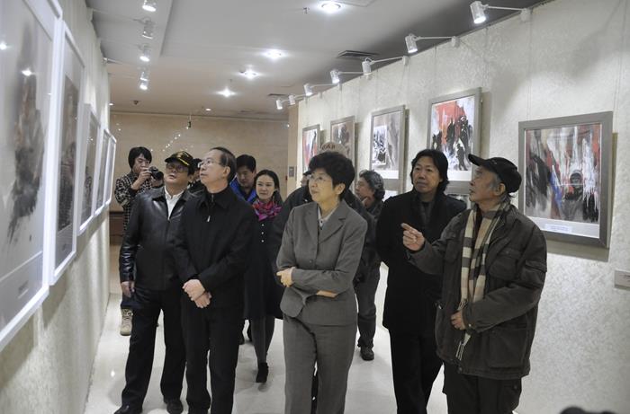 ���������������չ���й���������