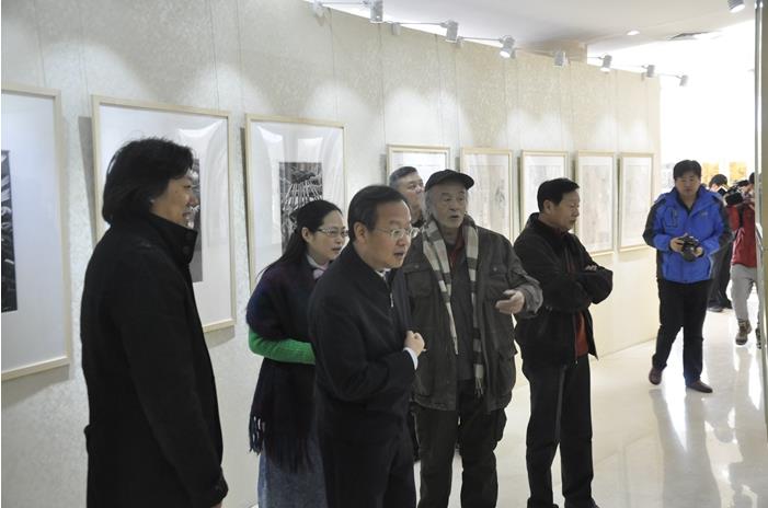 ���������������չ���й���������