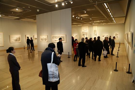 ��һ���й�ɽˮ��չ�����й������ݣ���ͼ��