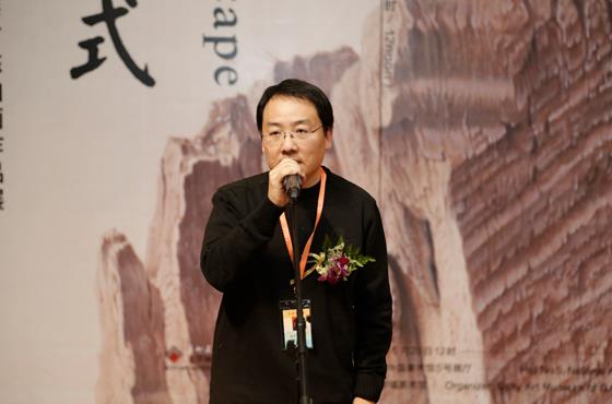 Ѧ����ͻ���Ʒչ�ھ���Ļ