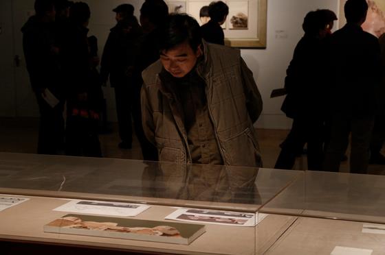 Ѧ����ͻ���Ʒչ�ھ���Ļ