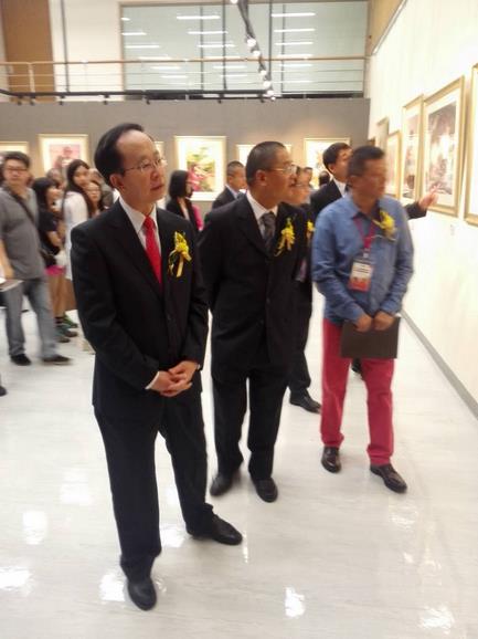 ���߽캣Ͽ����ˮ�ʻ�����չ�ڰ��žٰ�