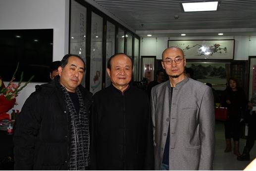 ������桪���������Ʒչ�ڱ�������¥����