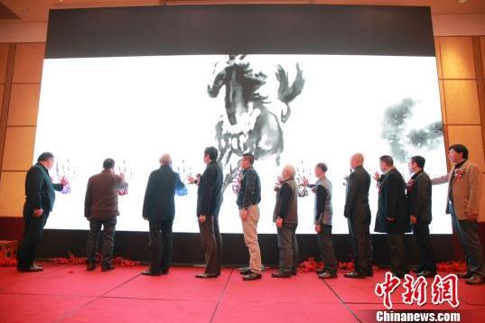 ����4��Ԫ��8���챯���漣������չ��