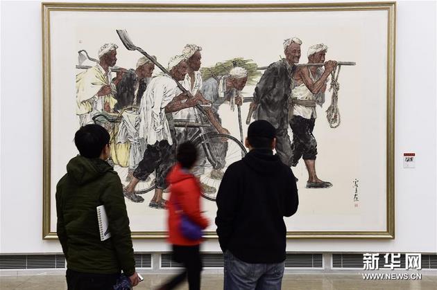 ���ݾٰ조������㱨��������Ʒչ