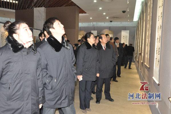 �ӱ��ػʵ��Ļ��㳡�ٰ��黭��Ʒչ