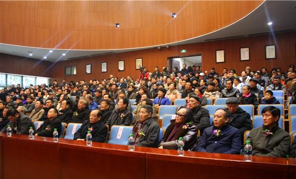 “墨舞白云”魏启荣书法展亮相湖北省图书馆