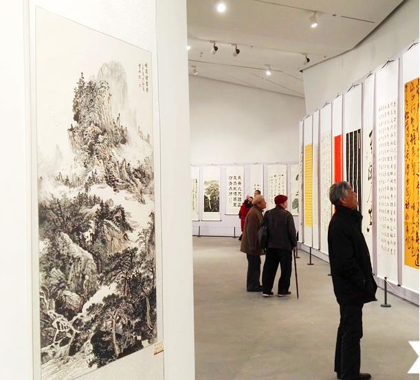 ��Ͽ���������黭��Ʒչ�����Ļ