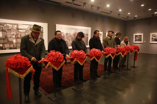 �컪��ˮī����չ�ڱ�����Ժ��������Ļ