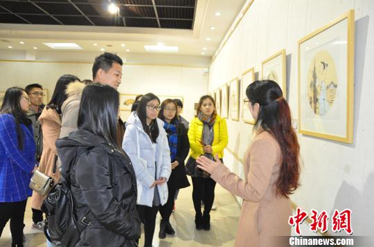 ����ѧԺ���黭���Ҽ���չʾ��������Ʒ��