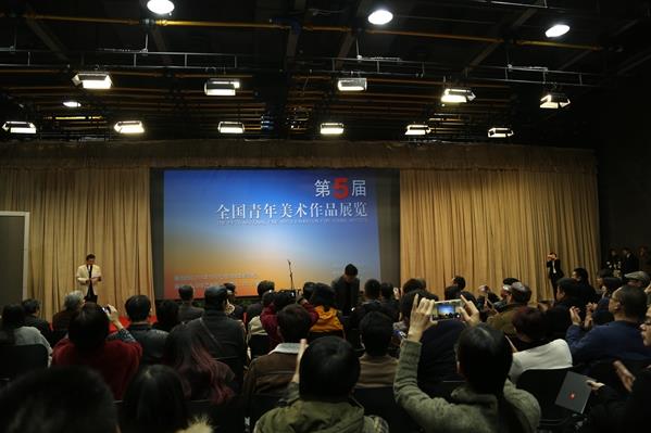 �����ȫ������������Ʒչ��¡�ؿ�Ļ