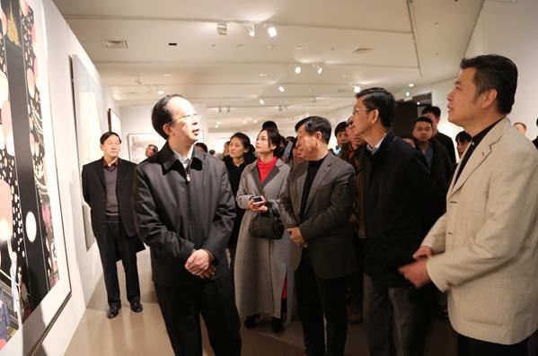 �����ȫ������������Ʒչ��¡�ؿ�Ļ