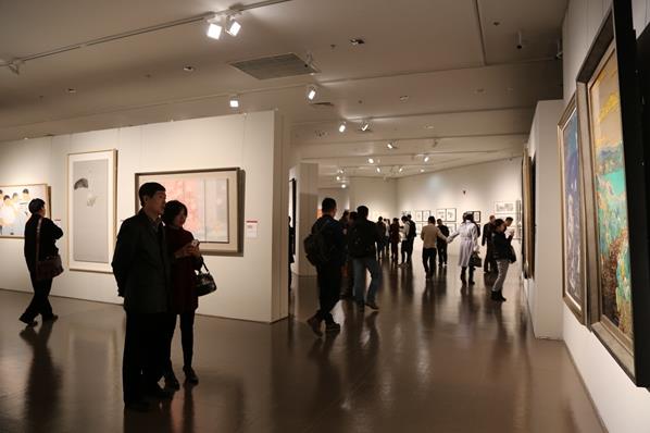 �����ȫ������������Ʒչ��¡�ؿ�Ļ