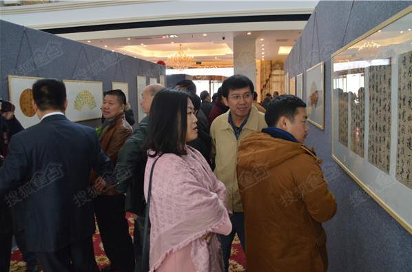 �����黭��Ѳչ�ڰ��ջ�ɽչ��