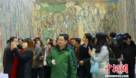 湖北画家17年面壁临摹出永乐宫壁画