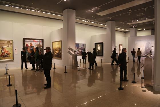 д���й�2015�й����һ�Ժ��Ʒ��չ�ھ���Ļ