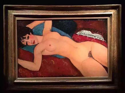 《侧卧的裸女》