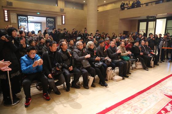 ɽ����Ժ��Ժ30����������Ʒչ�ھ���Ļ