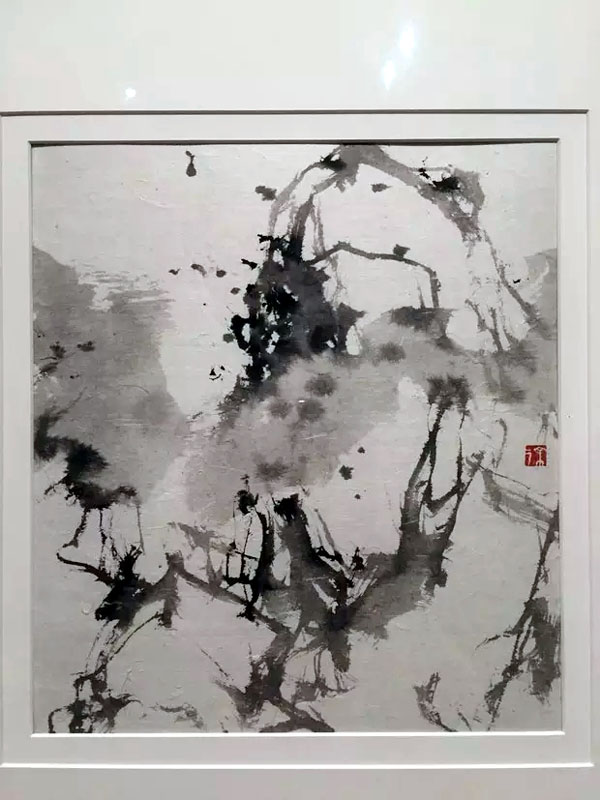 “三级片”演员徐锦江画作 另诸多画家汗颜