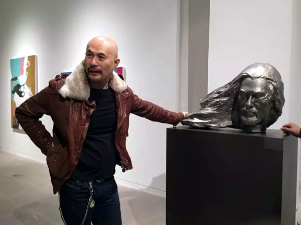 “三级片”演员徐锦江画作 另诸多画家汗颜