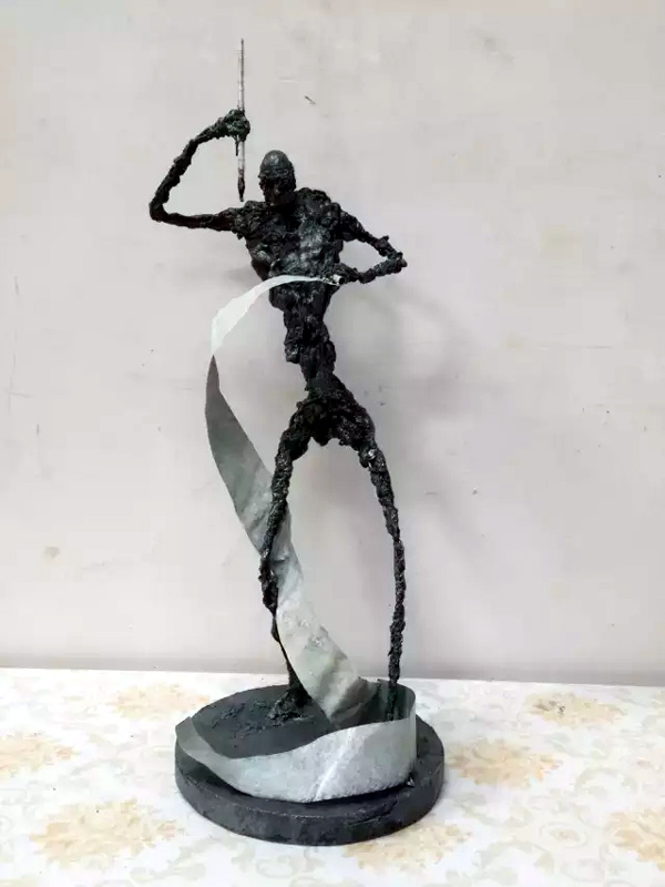 “三级片”演员徐锦江画作 另诸多画家汗颜