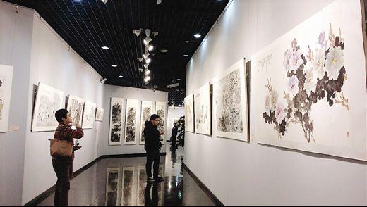 �����黭���Ҹ���ӭ���黭չ������Ļ