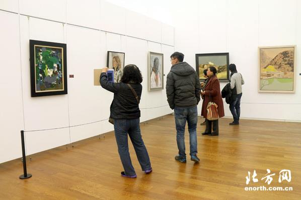 ���й����񡱵��Ľ��й��ͻ�չ�����Ļ