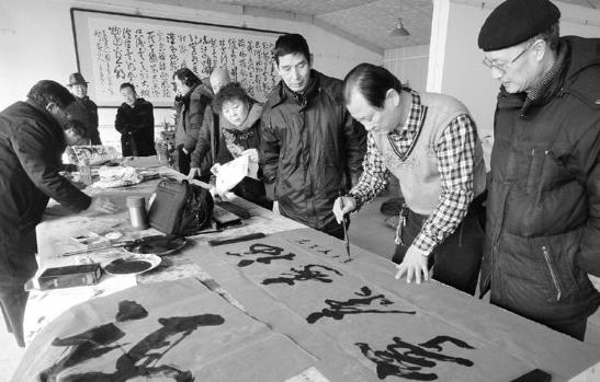 �ӱ���ɽ60λ�黭�����ӭ�´������黭�ʻ�