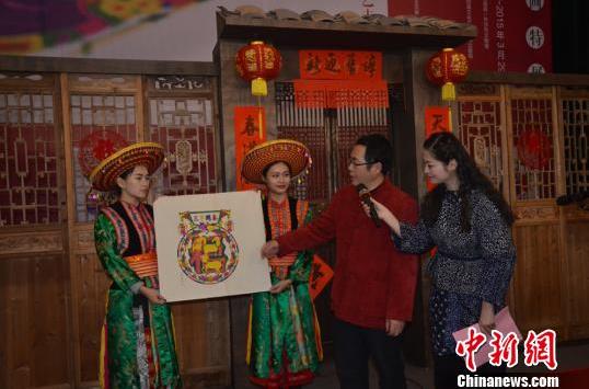 ���ϳ�ɳ�ٰ��껭������̲ͷ�껭��չ