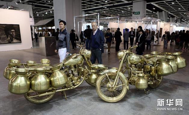 ��۰���������չ����ۻ�չ���Ľ�Ļ