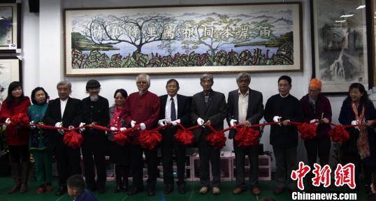 �����黭����̨����԰�ٰ���չ