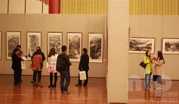 ��ףȫ������ʤ���ٿ������黭��Ʒչ��Ļ