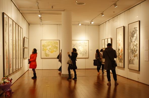 2015����Ů����������Ʒչ�ھ���Ļ