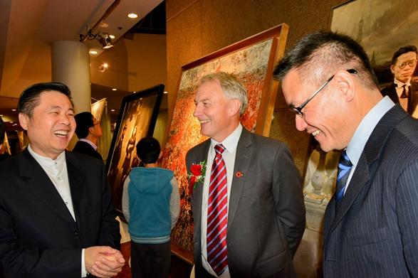 ȫ����չ����Ѳչ�׷�������