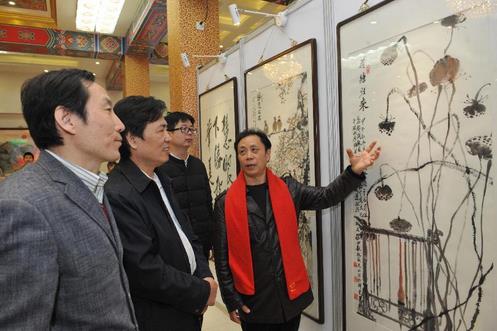 �Ŵ��黭��Ʒչ�����ٰ�