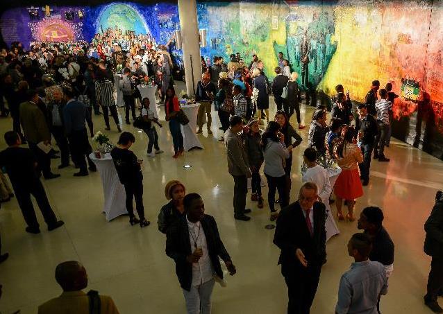 �й����Ҵ����ĳ���ʷʫ�ͻ��������������Ϸ�չ��