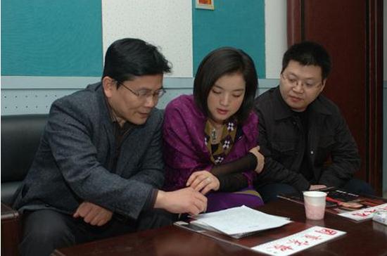 ����ʫ�����������չ�����������ݾ��У���ͼ��