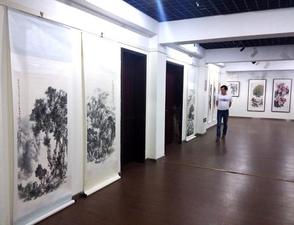 ӳ����---������������Ʒ��չ �ڶ���չ����Ļ